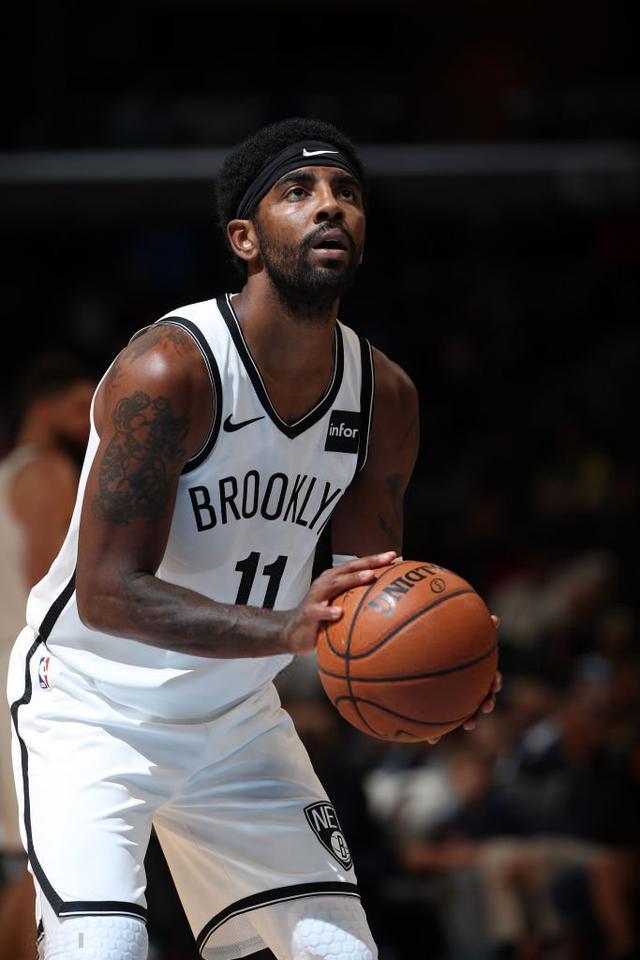 队员表现与 队员表现与