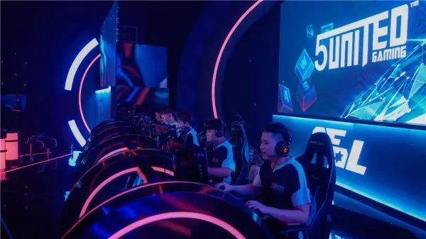 洲赛场的荣 洲赛场的荣