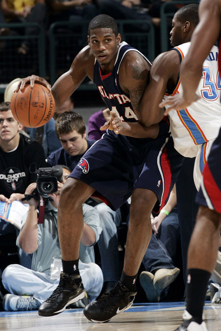 控得住却杀 控得住却杀